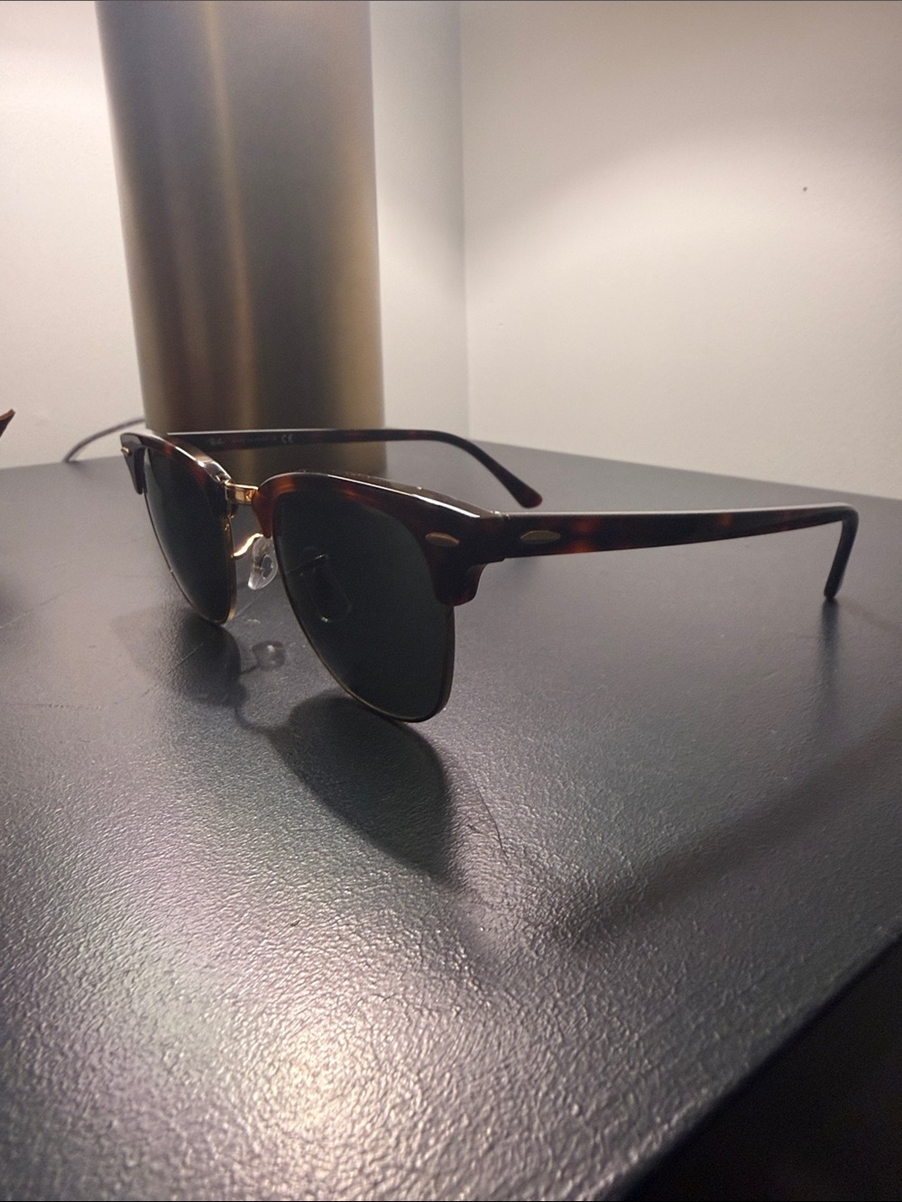 Ray-Ban Clubmaster Sunglasses - Tortoise Frame with Green Lenses - Picture 2 of 4